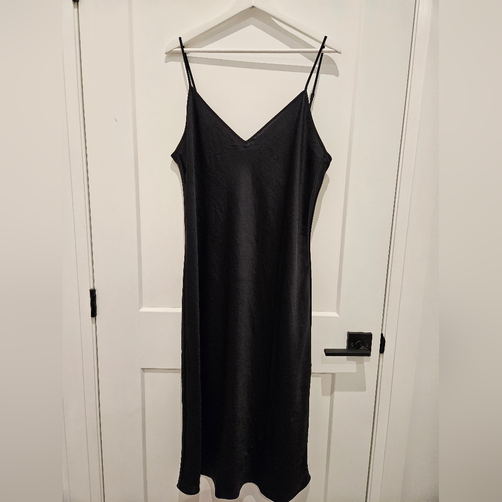 Wilfred Only Midi Satin Dress